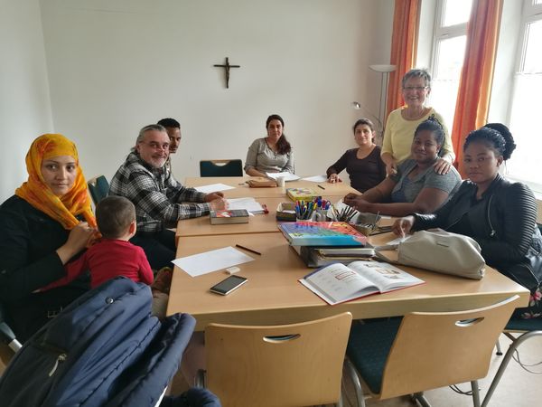 Migranten lernen bei „Deutsch im Alltag".